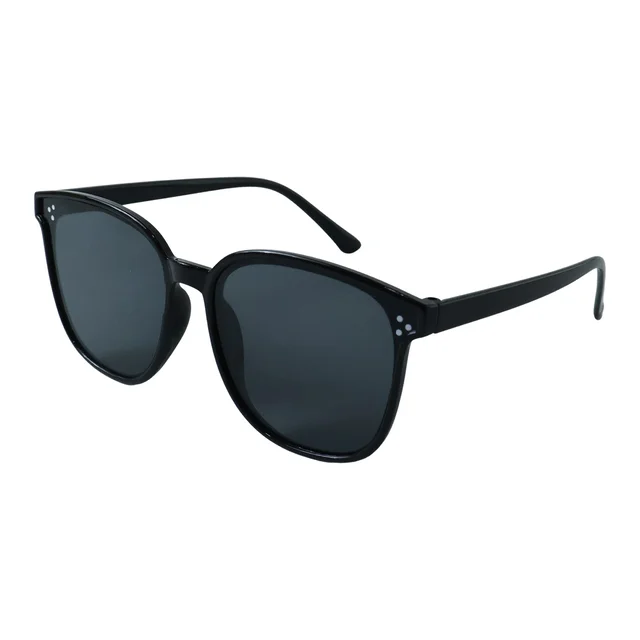 UV Protection Sunglasses – Classic Black Frame for Men & Women