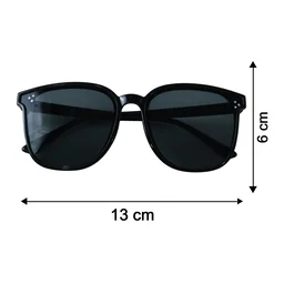 UV Protection Sunglasses – Classic Black Frame for Men & Women