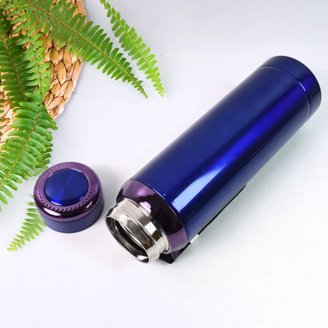 Vacuum Insulated Stainless Steel Bottle – Keeps Drinks Hot or Cold