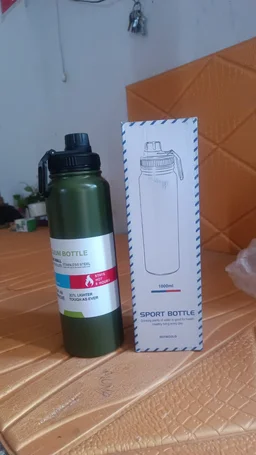Vacuum Insulated Stainless Steel Water Bottle – 1000 ML Durable & Leak-Proof