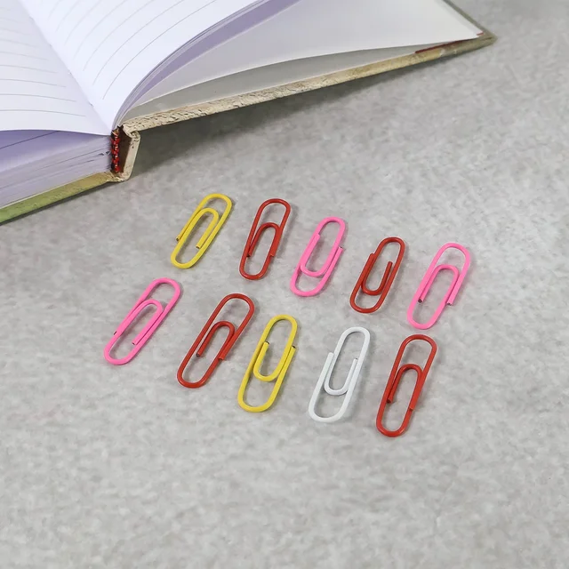 Vinyl-Coated Paper Clips – Colourful, Rust-Resistant Set (10 Pcs)