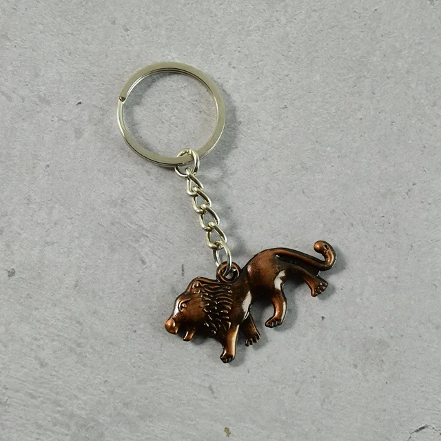 Walking Lion Metal Keychain – Antique Finish Durable Key Holder