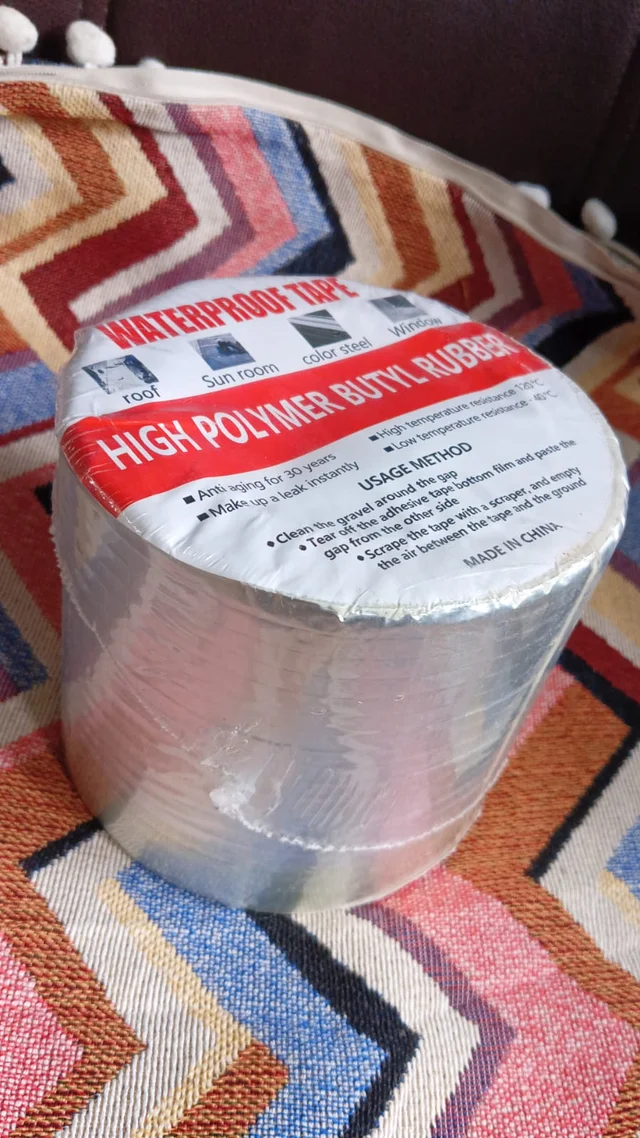 Waterproof Repair Tape – Durable sealing for pipes and roofs