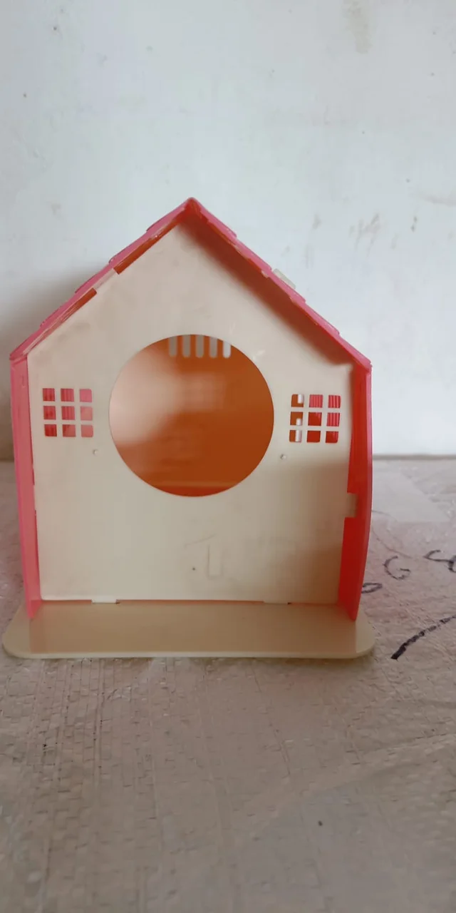 Wooden Bird House for Small Garden Birds & Sparrows | Garden Vera