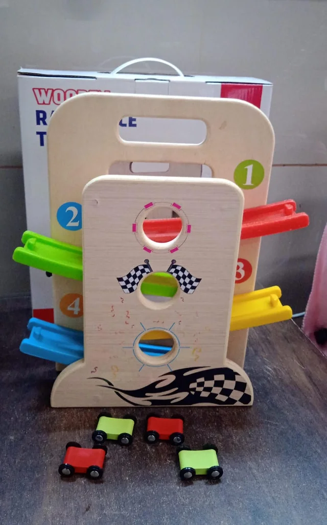 Wooden Ramp Racer – 4 Cars & Handle for Kids | Action Legion
