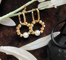 Vintage Style Round Pearl 18k Gold Plated Hoop Earrings