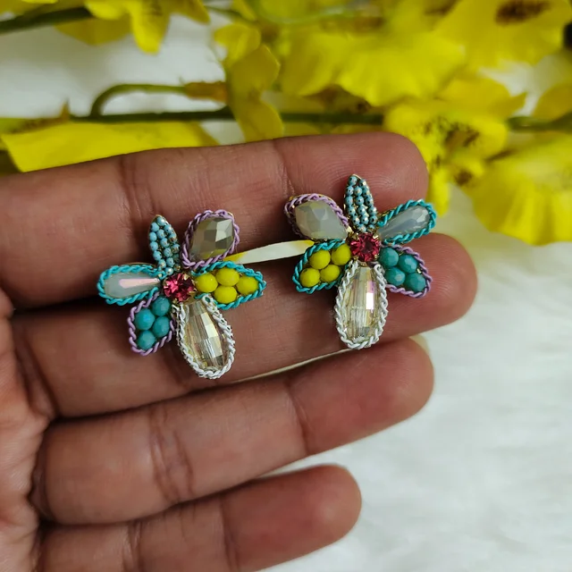 Cute Beads And Stone Flower Earrings - Blue - Blue
