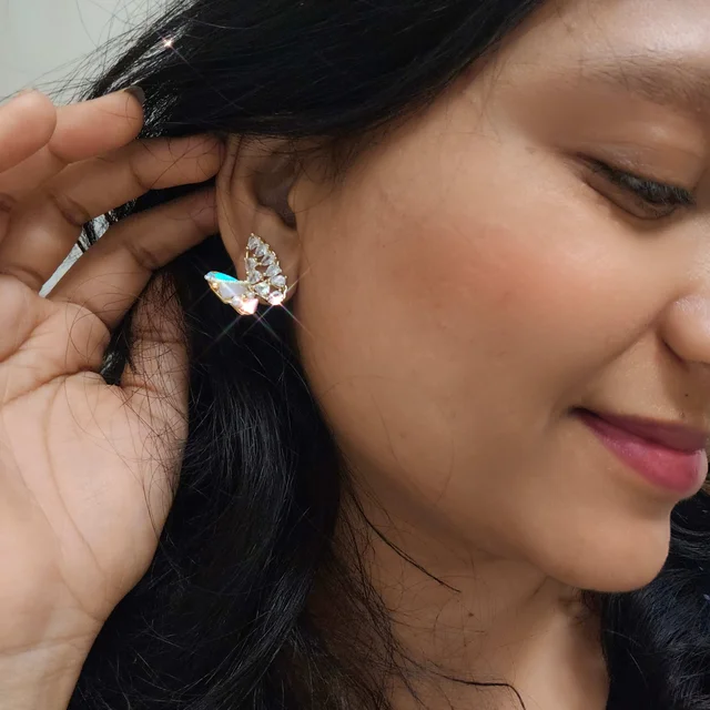 Super Elegant Diamond And Stone Filled Butterfly Earrings - Pink