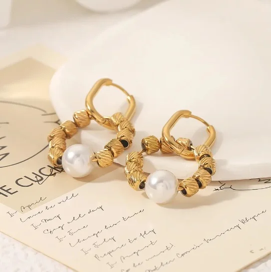 Vintage Style Round Pearl 18k Gold Plated Hoop Earrings