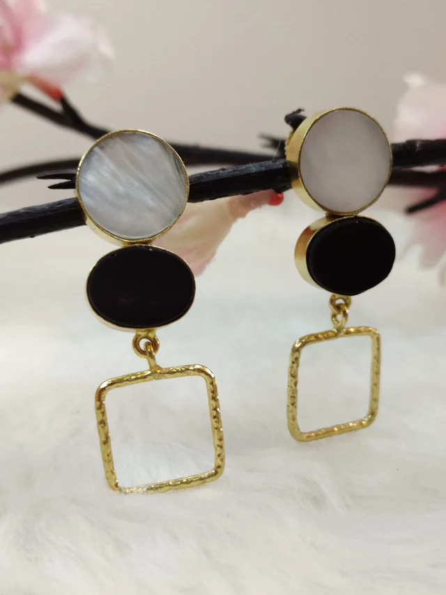 MOP Matt Quartz Square Charm Drop Earrings