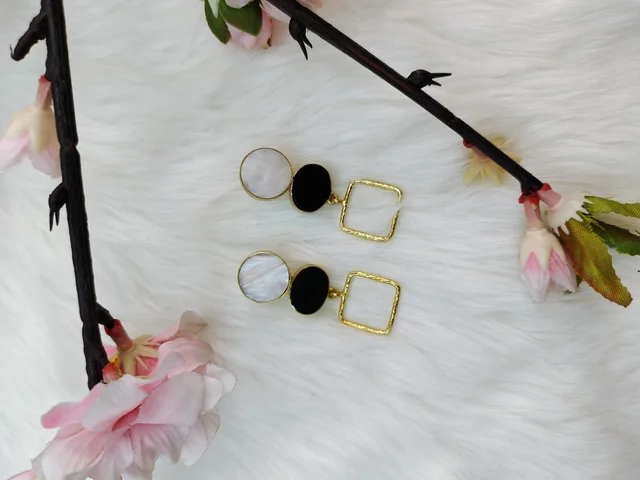 MOP Matt Quartz Square Charm Drop Earrings