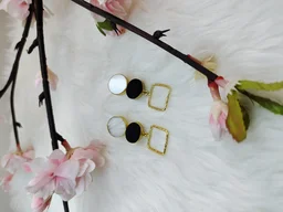 MOP Matt Quartz Square Charm Drop Earrings