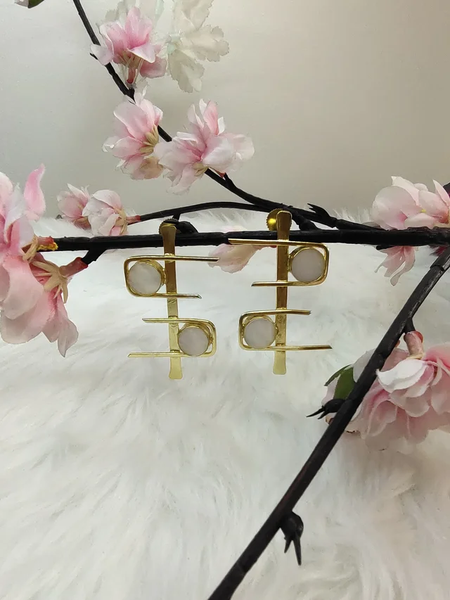 MOP C And D Drop Earrings