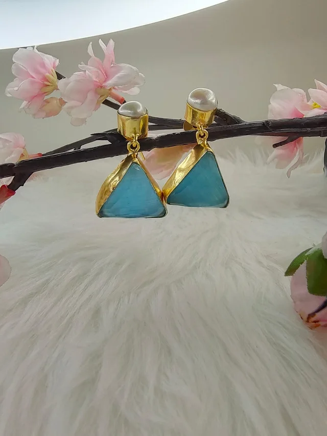 Baroque With Blue Monalisa Stone Triangle Drop Earrings