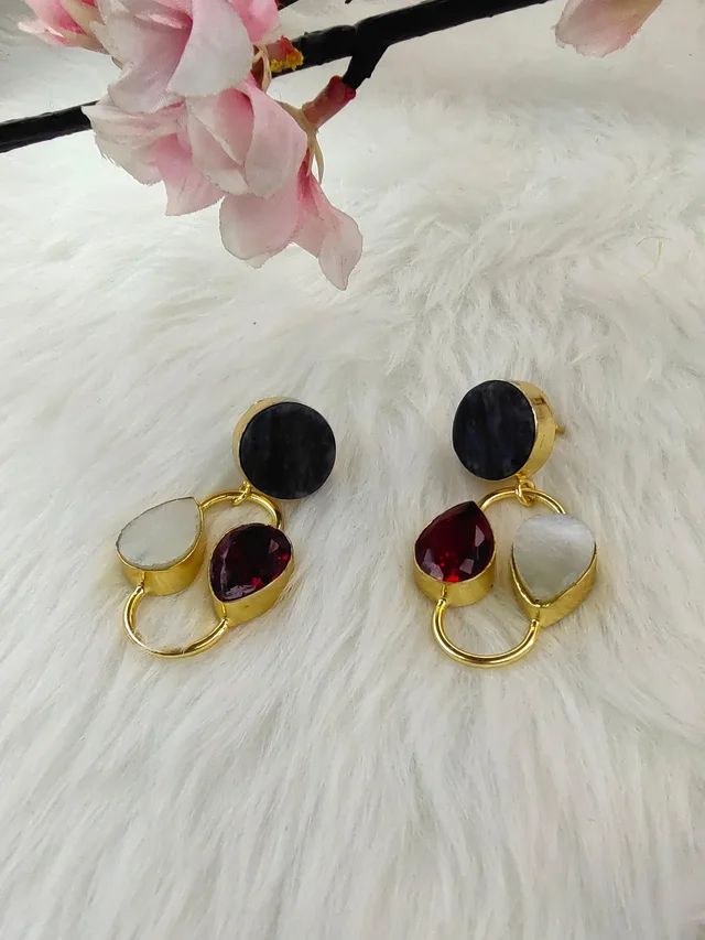 MOP With Red Garnet Stone Drop Earrings
