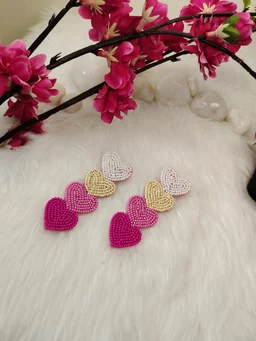 Four Little Hearts Earrings - White Pink