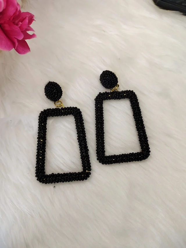 5 Element Rectangle Earrings Black