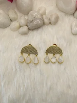 3 MOP Tear Drop Earring