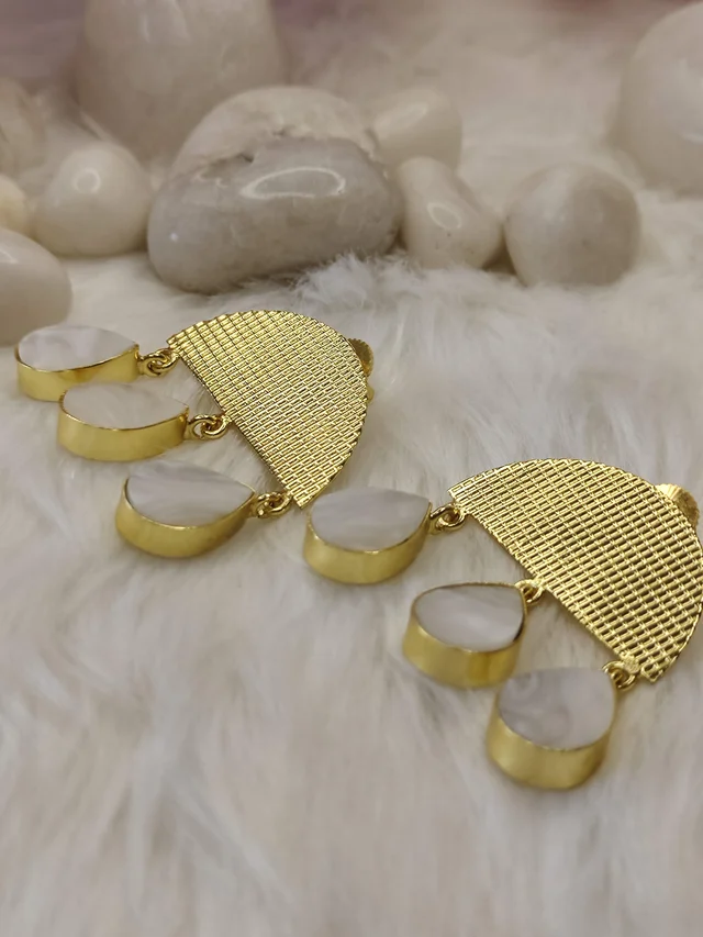 3 MOP Tear Drop Earring