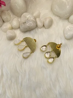 3 MOP Tear Drop Earring