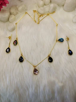 Multicolor Stick Tear Drop Necklace
