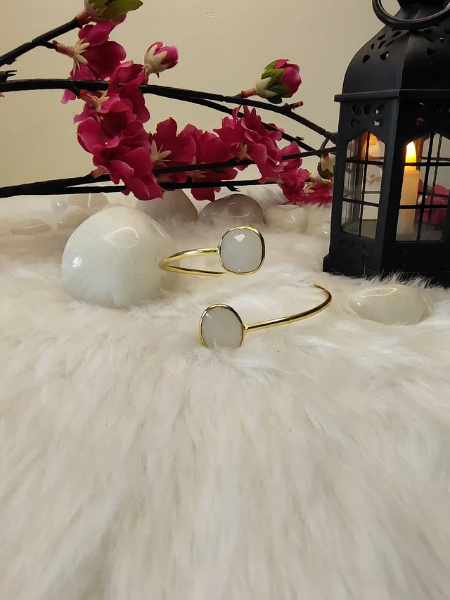 White Stone Kada Bracelet
