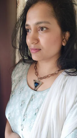 Triangle Blue Diamond Pendant Neckpiece