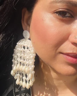 Pearl Watefall Earrings White