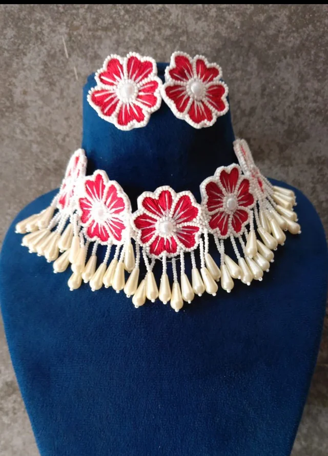 Red Flower Choker Necklace Set