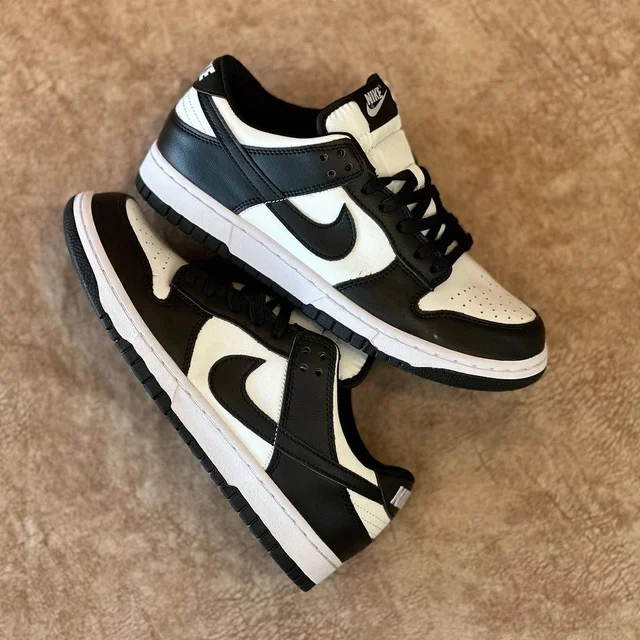 Nike SB Dunk Panda