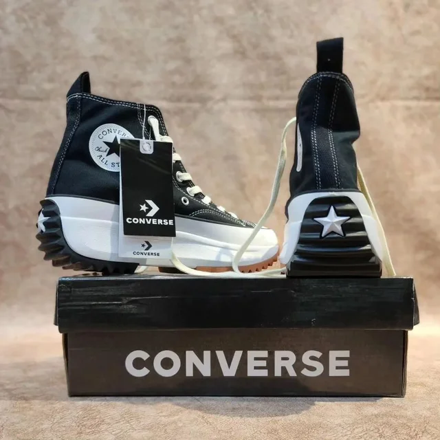 Converse Run Star Hike