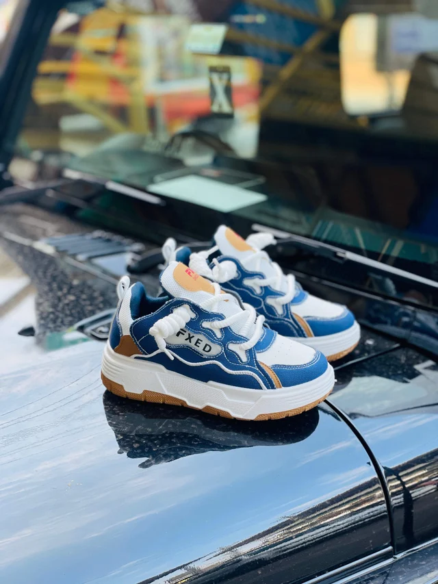 FXED Sneaker Imported
