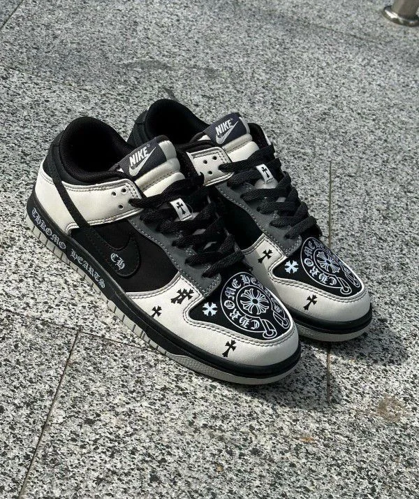 Nike SB Dunk Chrome Hearts  