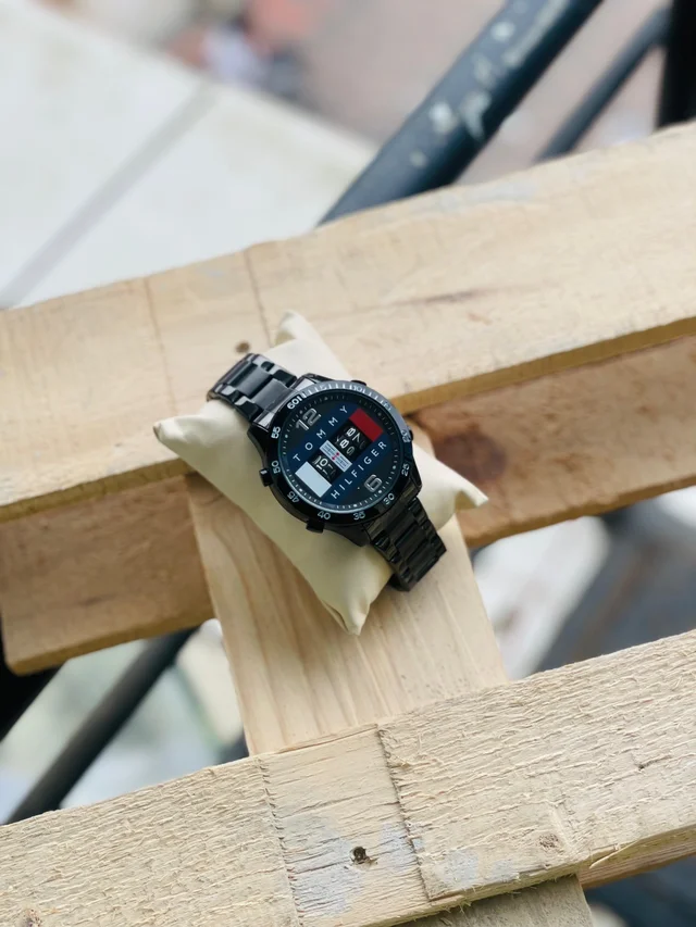 Tommy Hilfiger Chain Watch