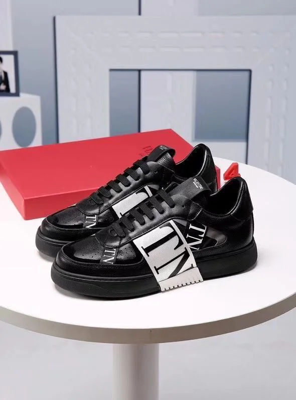 Valentino Trainers (Black)