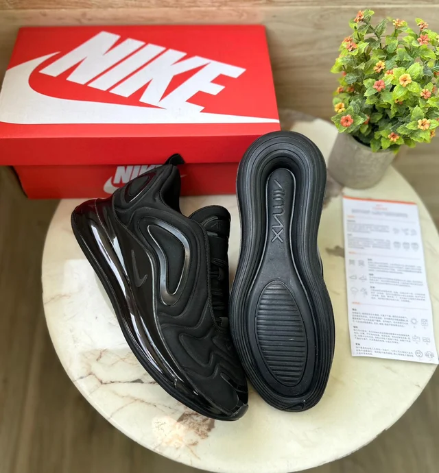 Nike Airmax 720 Tripple Black EDTN