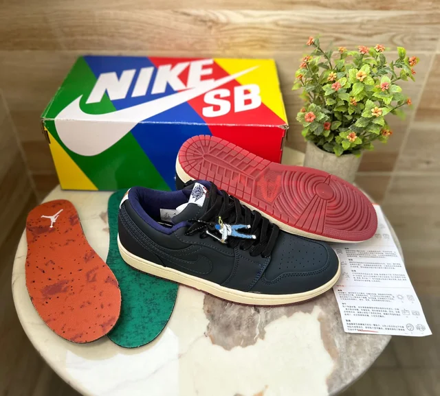 Air Jordan 1 Low Eastside Golf