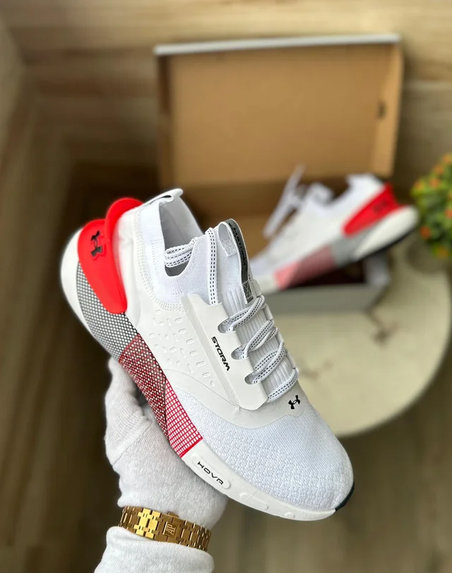 Under Armour Phantom 