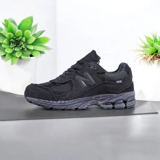 New Balance 2002 R Protection Pack Phantom