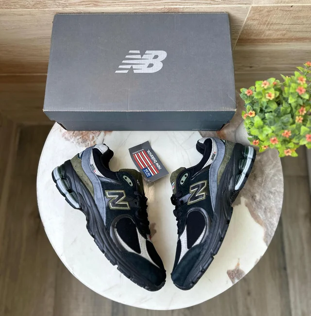 New Balance 2002 R New Year 