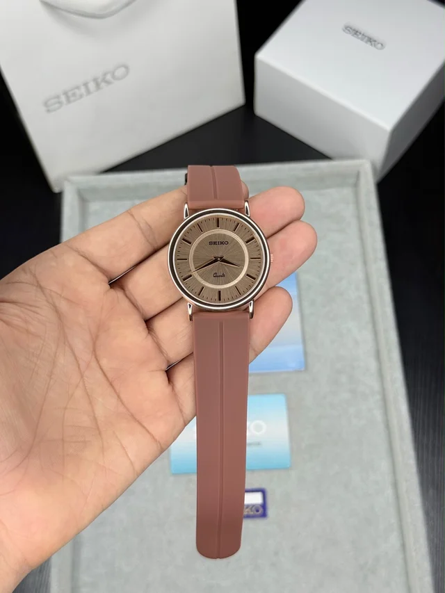 Seiko Quartz Analog 