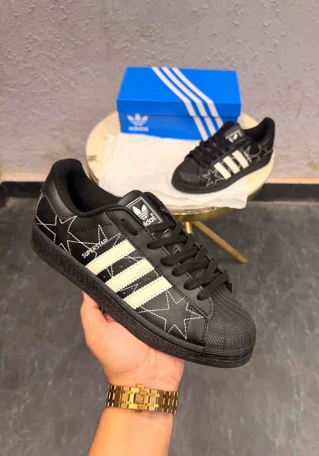 ADIDAS SUPERSTAR BLACK STAR STITCH 