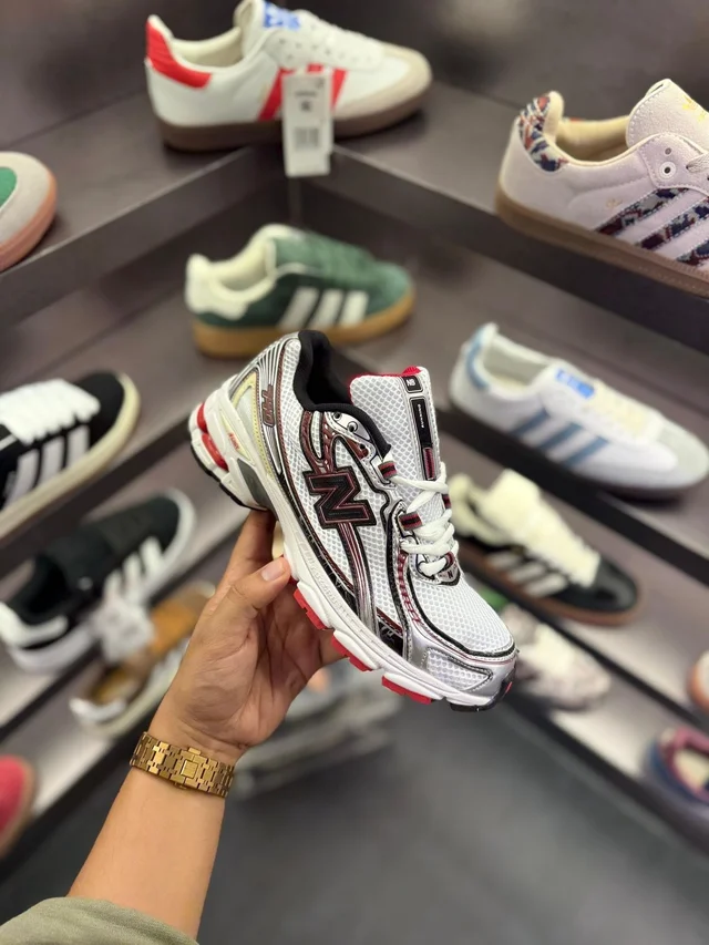 NEW BALANCE 740 SILVER RED
