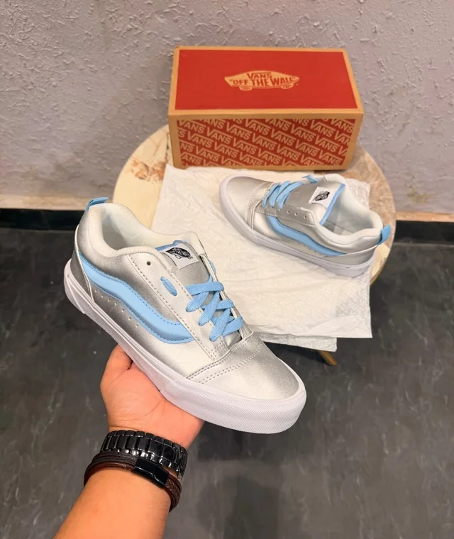  VANS OLD SKOOL KNU METALLIC SKY