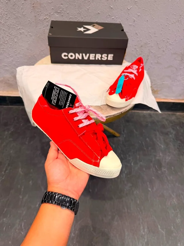 CHUCK TAYLOR LO LEATHER 2026