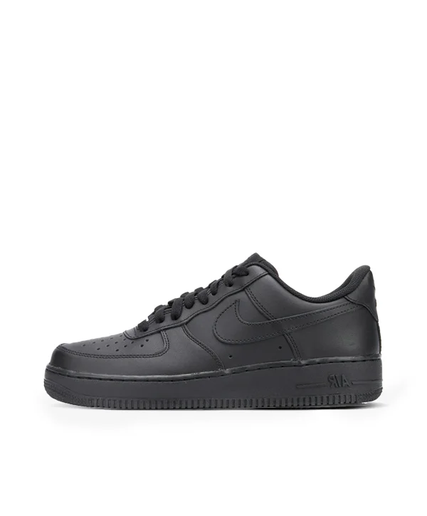 NIKE AIR FORCE 1 ’07 TRIPLE BLACK