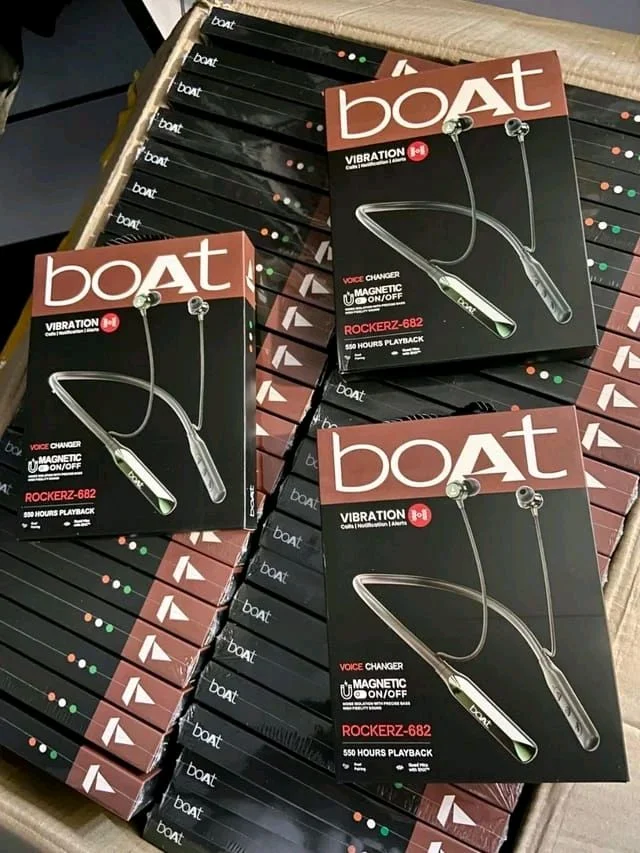 Boat Rockerz 682 Magnetic 🧲 On off Voice Changer Vibration Double Box Nackband