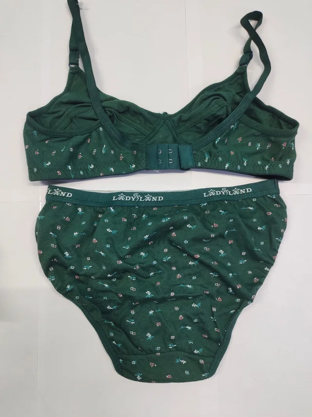 Women full coverage hosiery printed bra