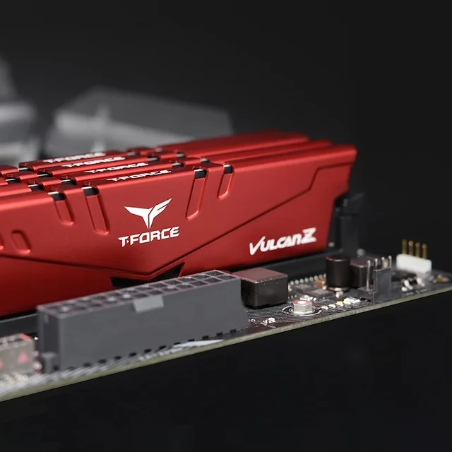 TeamGroup T-Force Vulcan Z 8GB 3200MHz (3200MT/s) CL16 Red DDR4 UDIMM Desktop Gaming Memory, Metal Heatsink, Supports XMP 2.0, Compatible with Intel/AMD CPU, High Performance, Low Latency RAM Module - 8GB