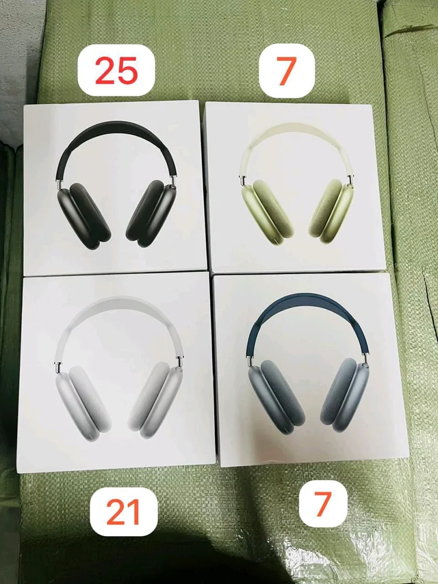 Apple Airpods Max Apple logo Pop up window Original Quality volume control up and dawn crown control 4 Different colours available Good Sound Quality Apple LoGo in Box Aux function available• soft cushion • double box same company original Quality 𝚃𝚈𝙿𝙴 𝙲 𝙿𝙸𝙽